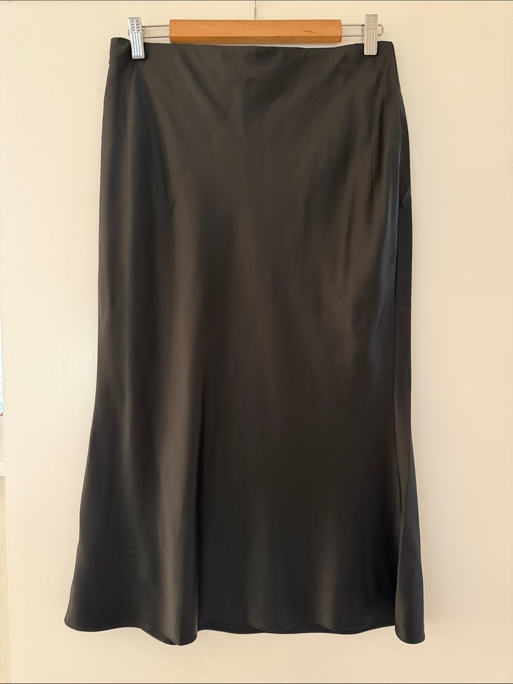 New. Ravella Alessa Silk Skirt Black Size M (8–10) | NWOT | $275 Retail
